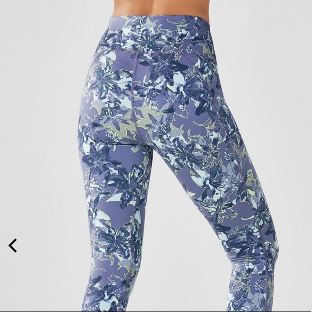 Fabletics leggings size S.